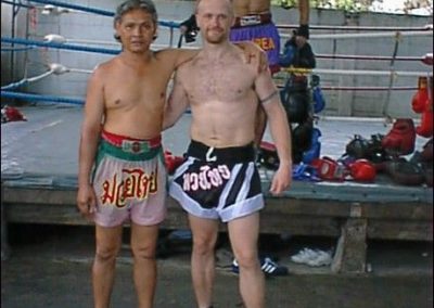 Mr Al with Kru Sit, Sasiprapa gym, Bangkok 2002